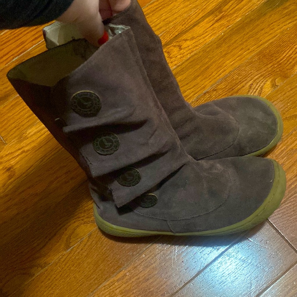 Livie & Luca boots size 2brown